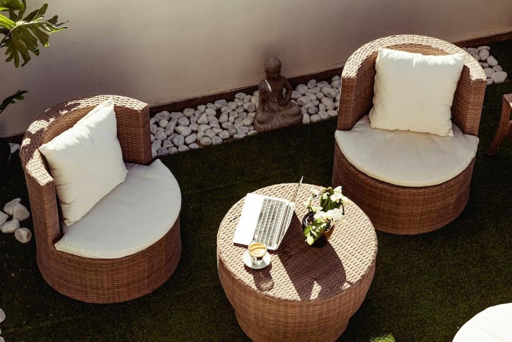 Luxury Designer Penthouse With Private Jacuzzi Apartment Sliema Exterior photo