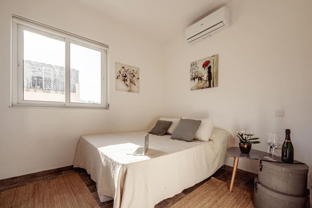 Luxury Designer Penthouse With Private Jacuzzi Apartment Sliema Exterior photo